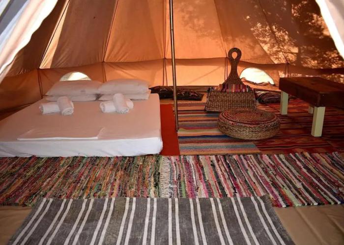Glamping at a Lovely Tent in Skiaxtro- Marathopoli