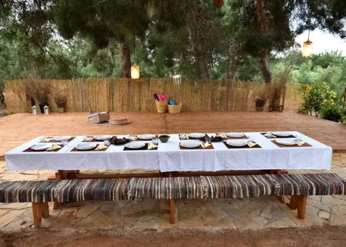 Glamping at a Lovely Tent in Skiaxtro- Marathopoli
