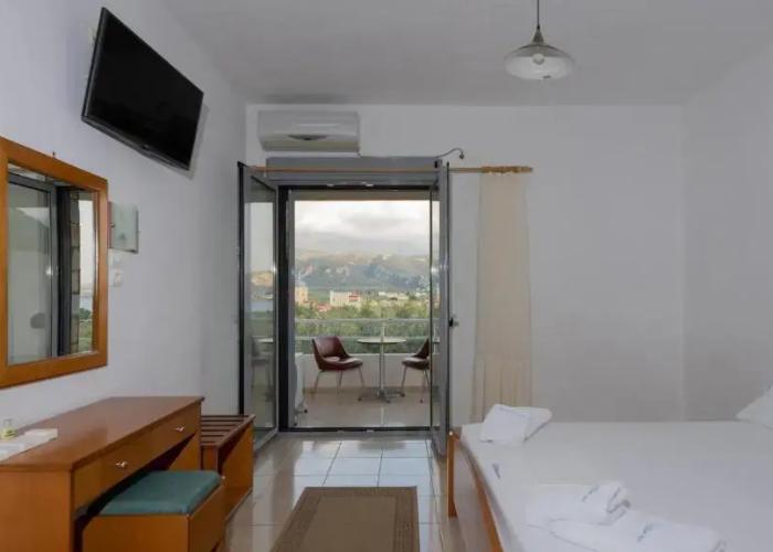 Kardamili Beach Hotel