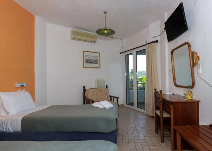 Kardamili Beach Hotel