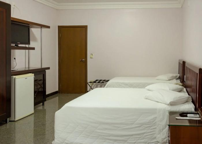 Lindoya Hotel