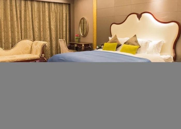 Riverside International Hotel