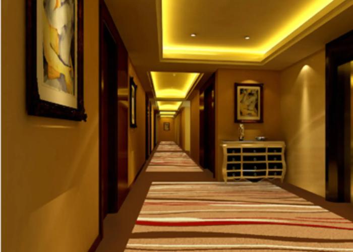 Tyrone Le Grand Large Hotel