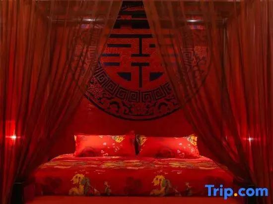 Xidu Crystal Hotel (Siping Xinghong Road)