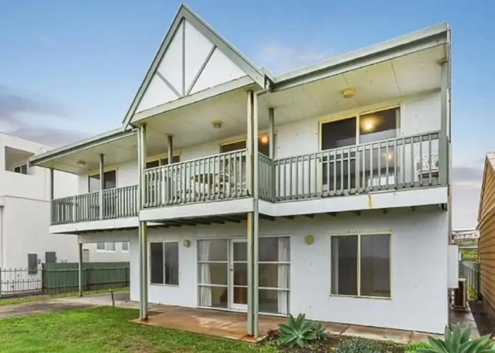 Tahren Beachfront Shack Wifi - Pet-friendly