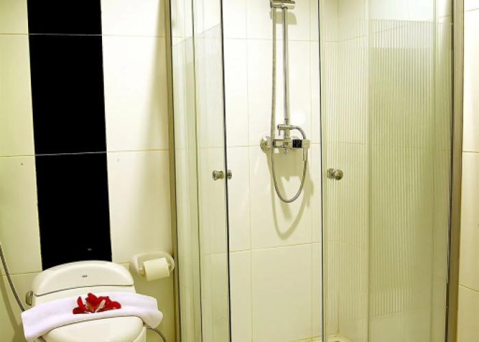 Grand Royal BIL Hotel