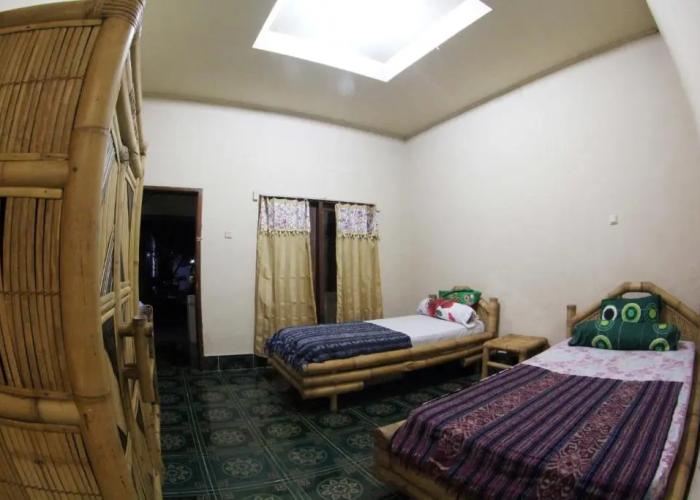 Duyung Rooms and Resto