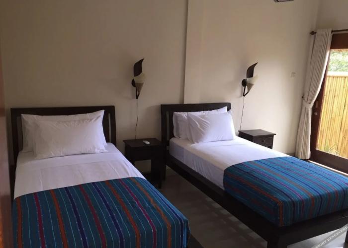 Ekas Surf Resort