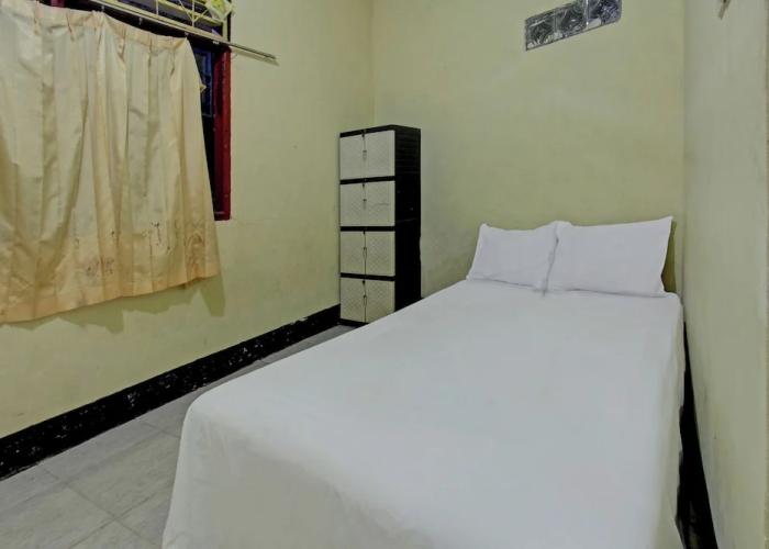 SPOT ON 92882 Penginapan 3 Bersaudara