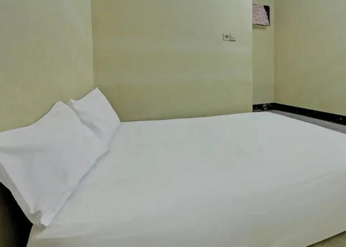SPOT ON 92882 Penginapan 3 Bersaudara