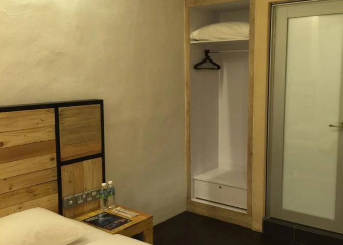 The Oikos Hotel
