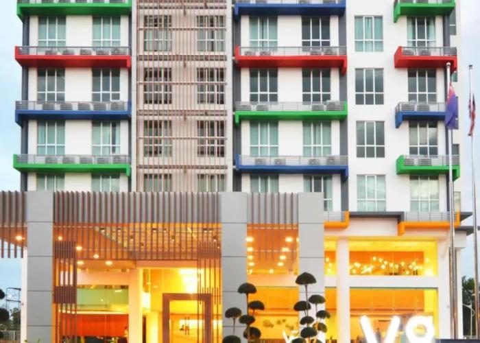 V8 Hotel