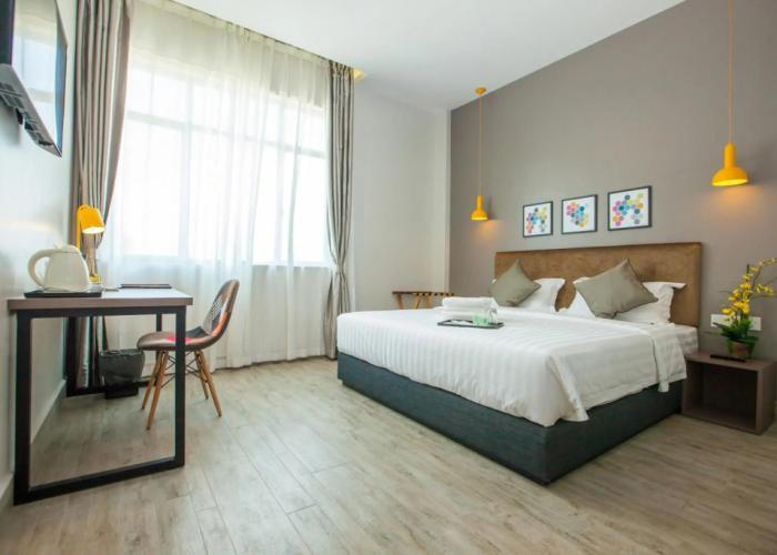 Bzz Hotel