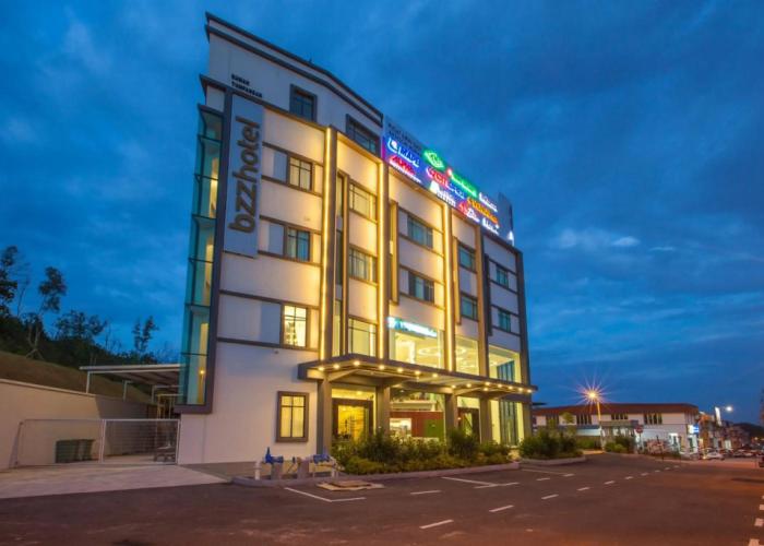 Bzz Hotel