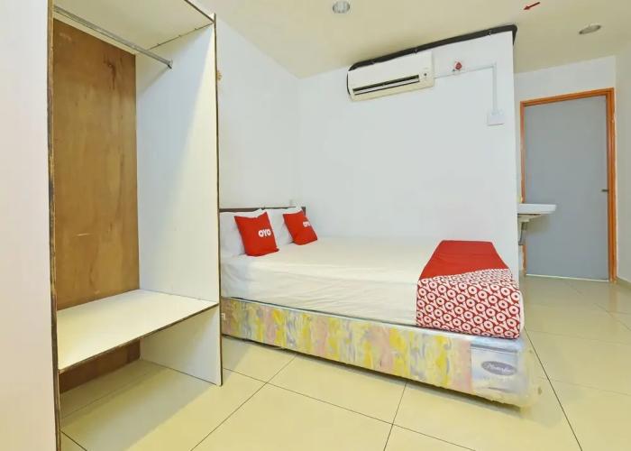 OYO 90494 Sam Huat Hotel
