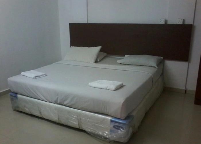 OYO 90494 Sam Huat Hotel