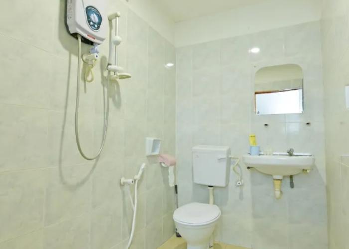 OYO 90494 Sam Huat Hotel