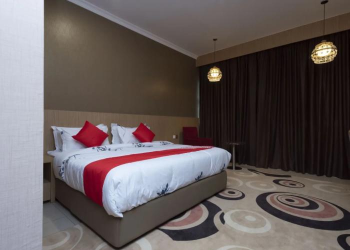 Hotel Holmes Gelang Patah