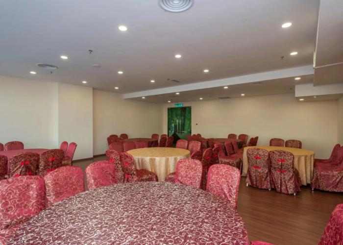 Hotel Holmes Gelang Patah
