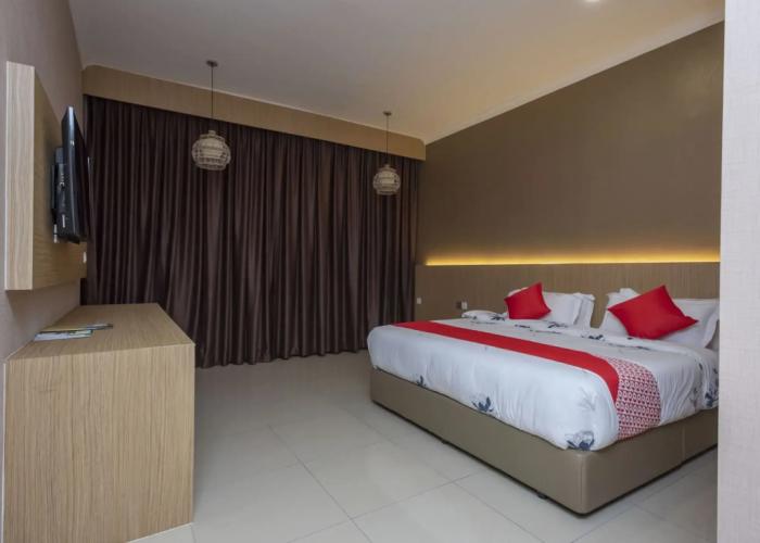 Hotel Holmes Gelang Patah