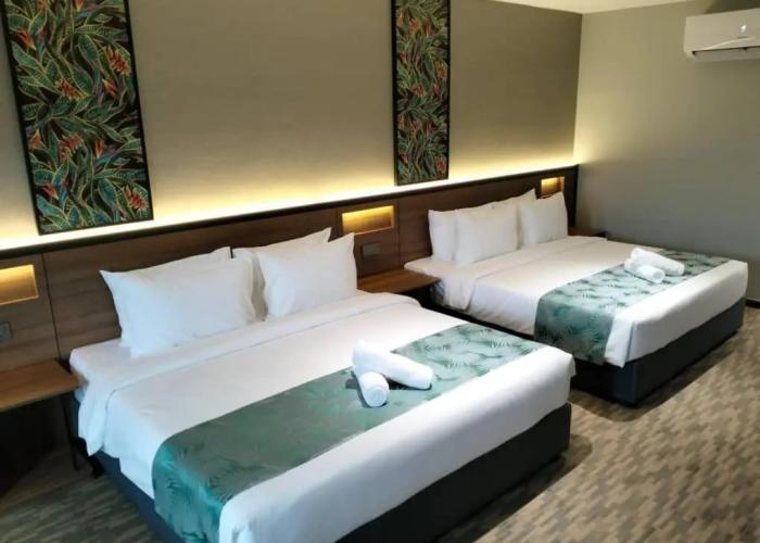 Nb Hotel