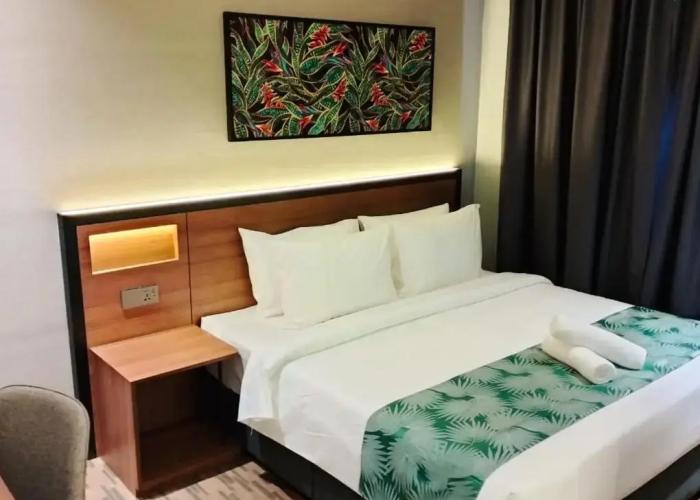 Nb Hotel