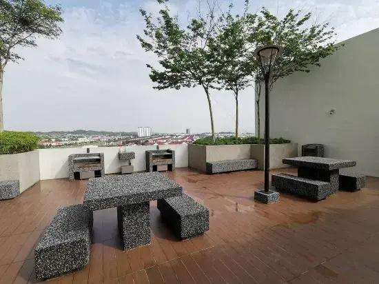 Bukit Indah Near Aeon and Legoland Johor with Netflix