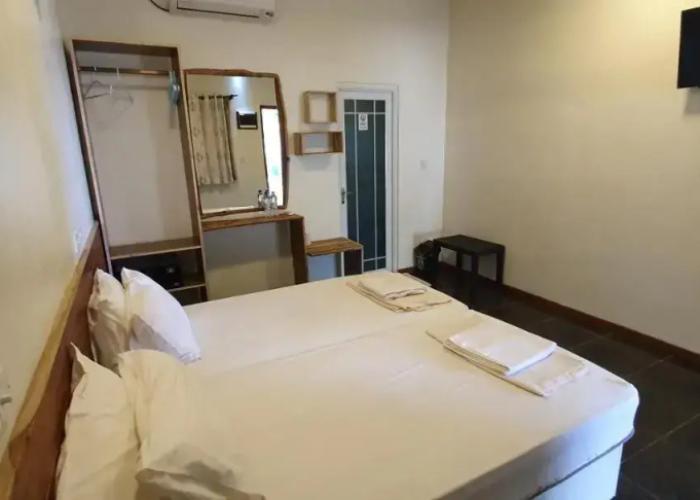 Surf Deck Guest House