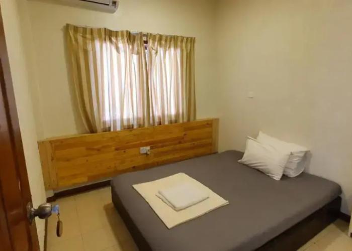 Surf Deck Guest House