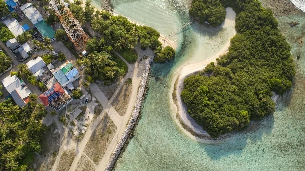 фото Reef Edge Thulusdhoo