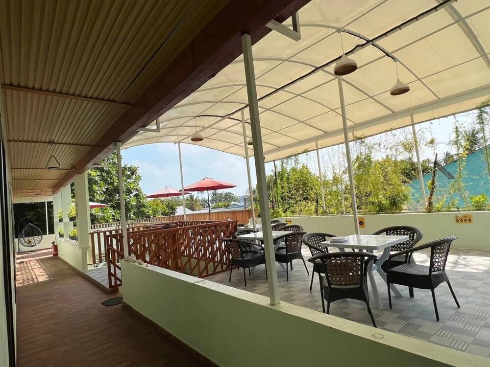 фото Aasna Inn