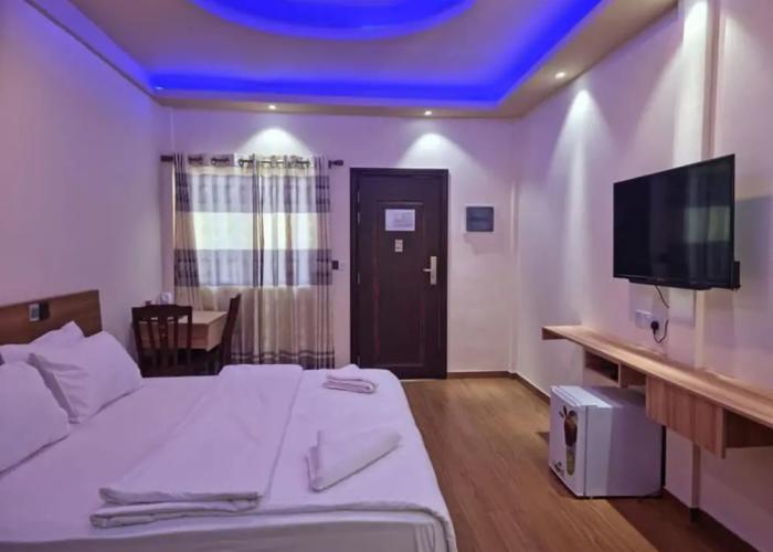 Aasna Inn