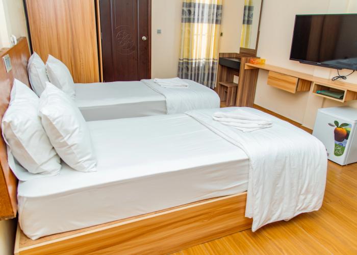 Aasna Inn