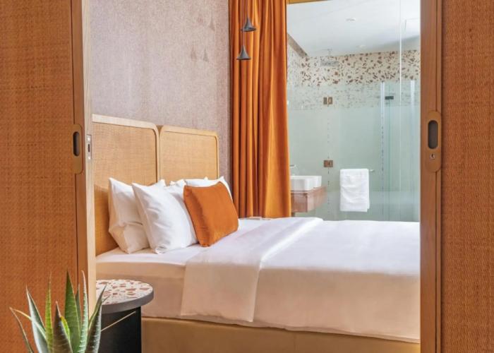 The House Hotel Al Khiran