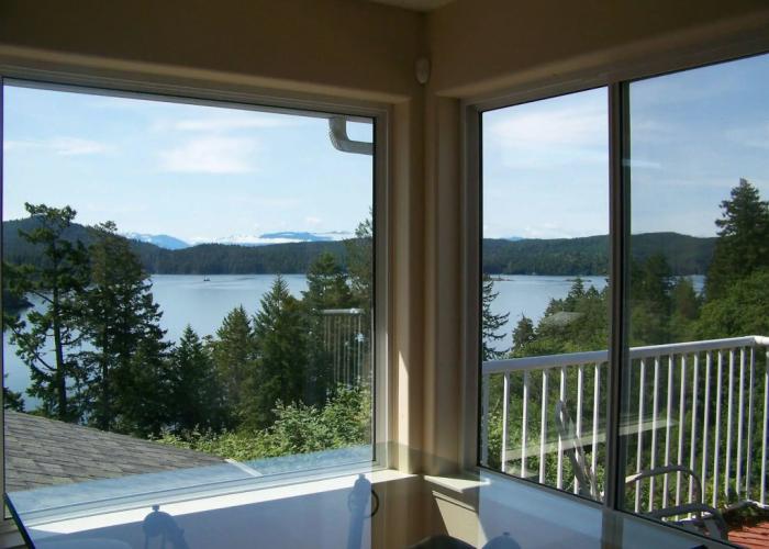 Moonlit Cove B&B