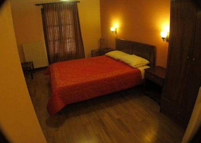 Kroupi Hotel