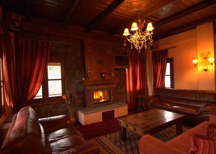 Kroupi Hotel