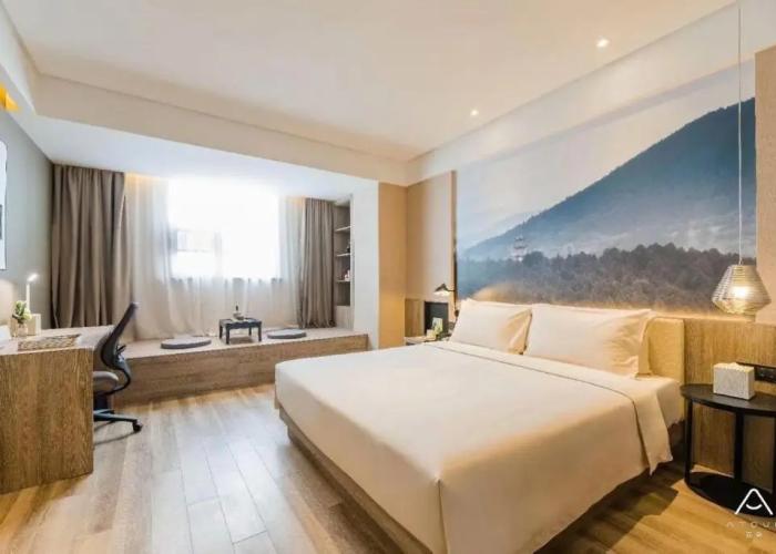Atour Light Hotel Hohhot Gulou General Bureau