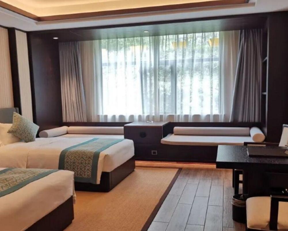 Ramada by Wyndham Xianning Xishan Mountain