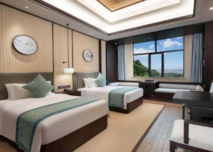 Ramada by Wyndham Xianning Xishan Mountain