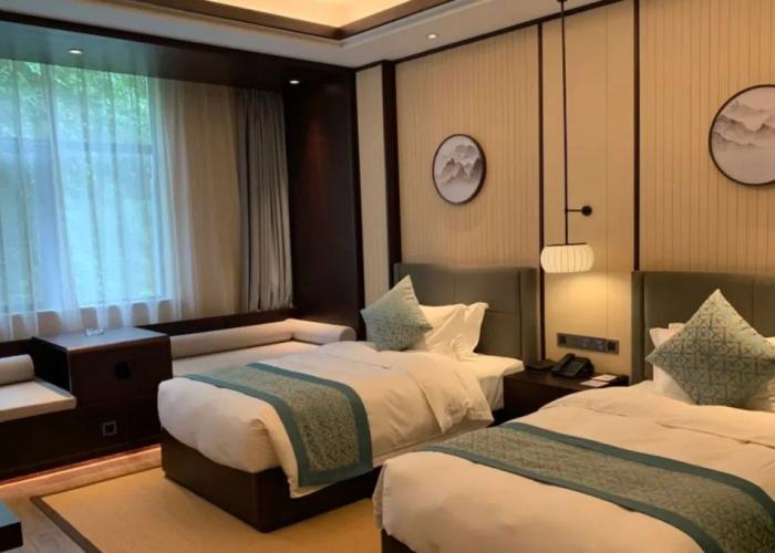 Ramada by Wyndham Xianning Xishan Mountain
