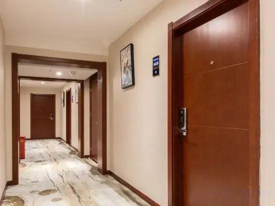 Floral Hotel · Xianning Hot Spring Valley