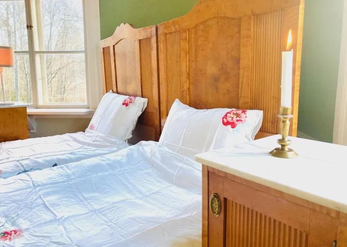 5 bed Country Home Only 2 hrs North of Stockholm