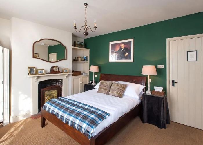 The Peat Spade Inn