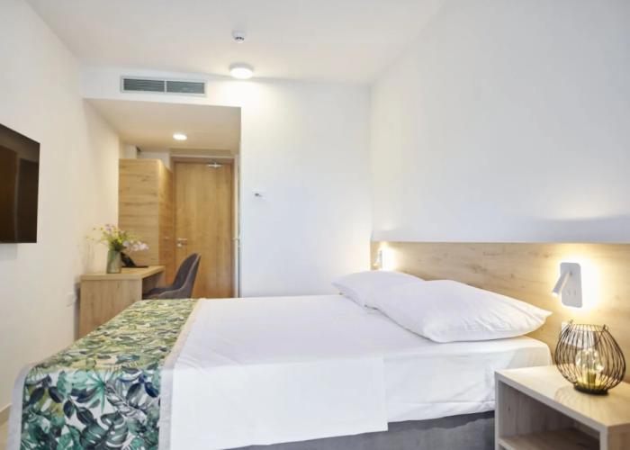 Colentum Resort Murter
