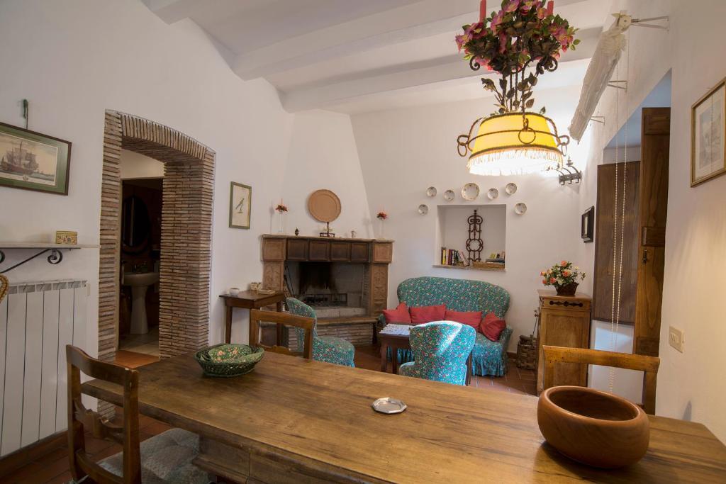 Castello Di Proceno Albergo Diffuso