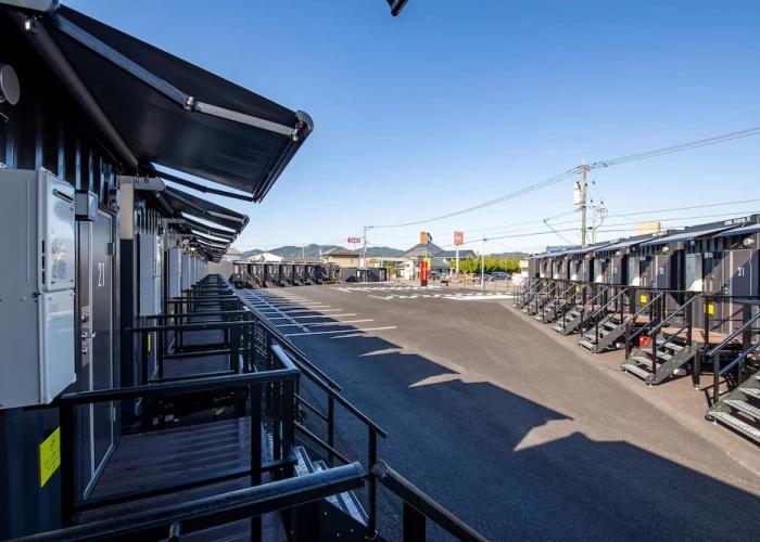 HOTEL R9 The Yard Isa