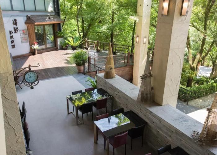 Cedarwood Villa