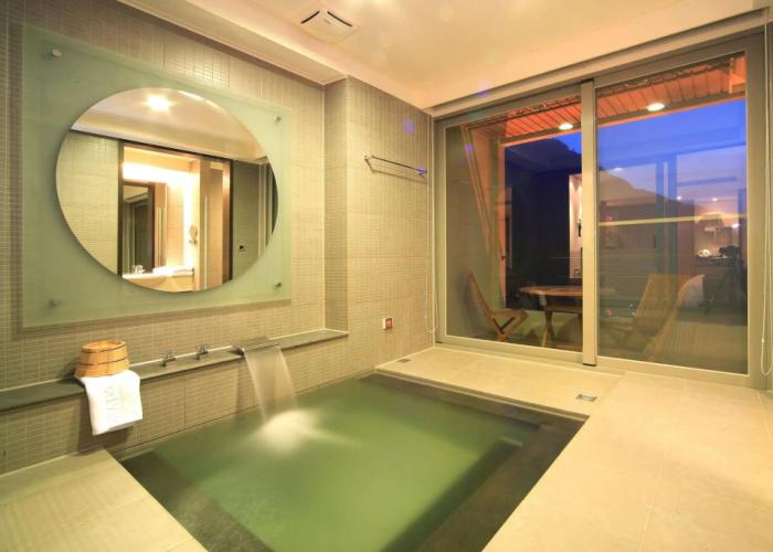 Cedarwood Villa