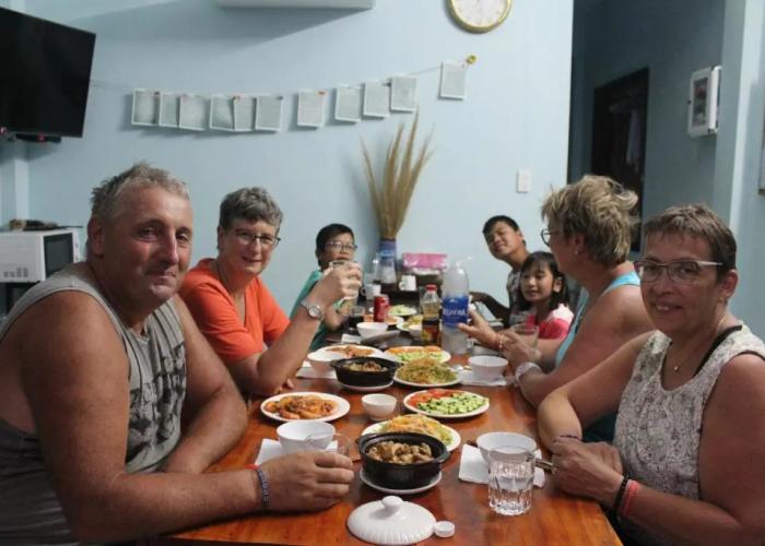 Island Smiles Homestay